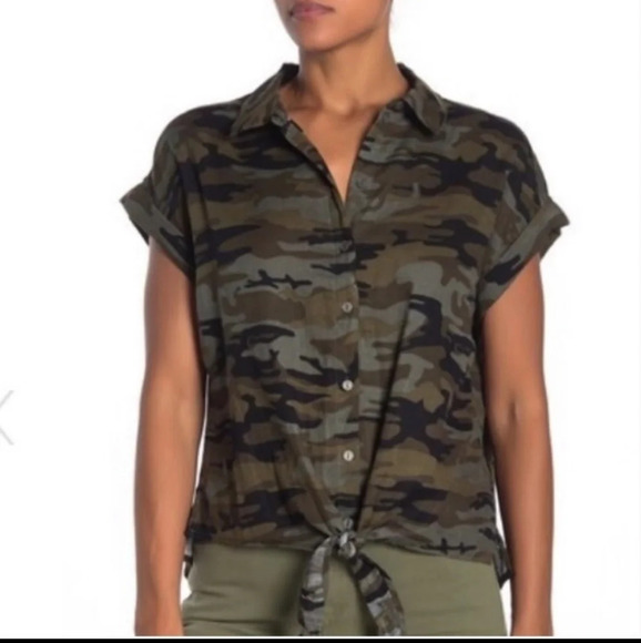 *NWT* Sanctuary Camo Tie Top - Picture 1 of 6